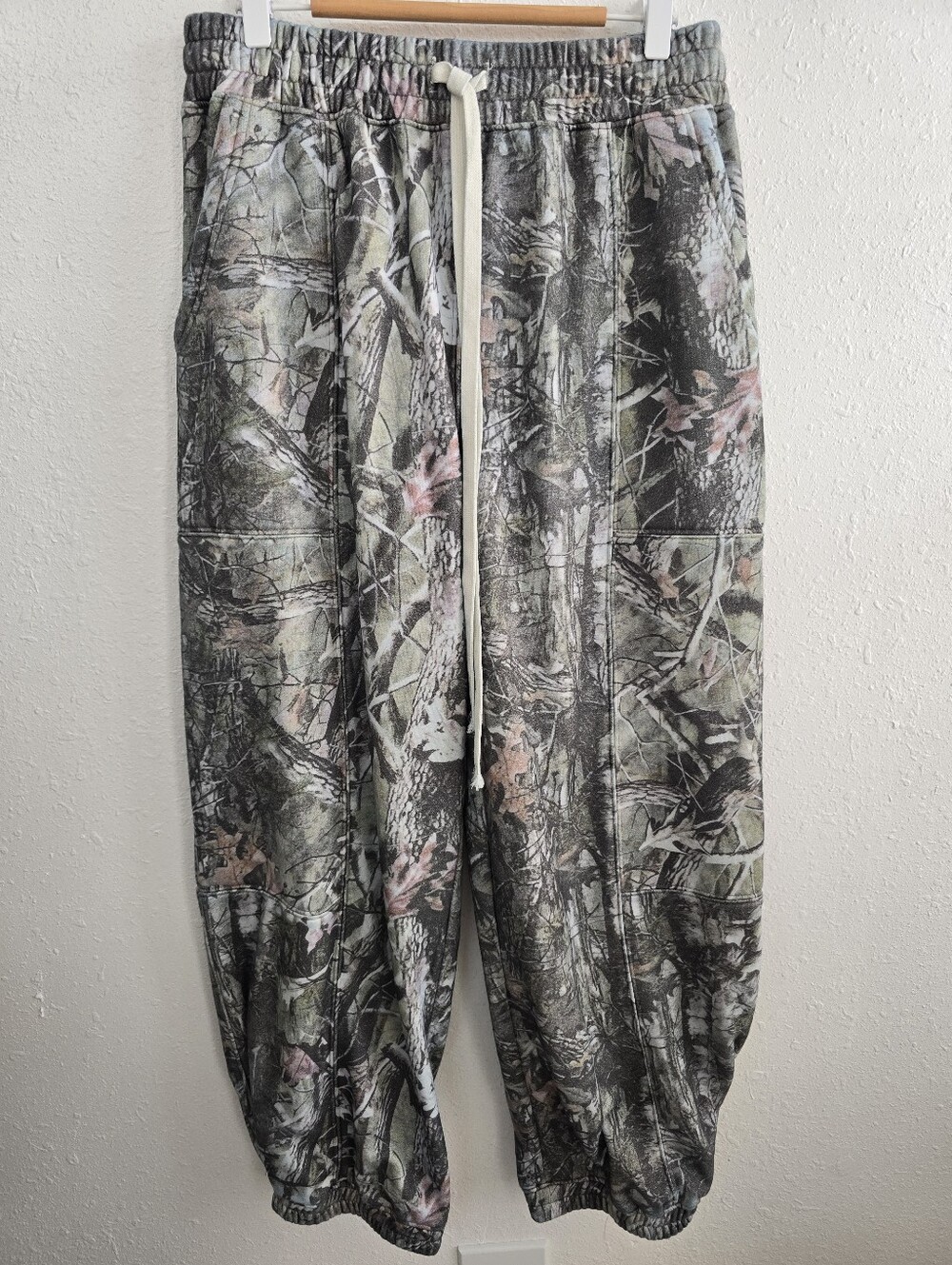 VERVET Camo Barrel Wide Leg Jogger Pants Size Medium - Picture 2 of 6